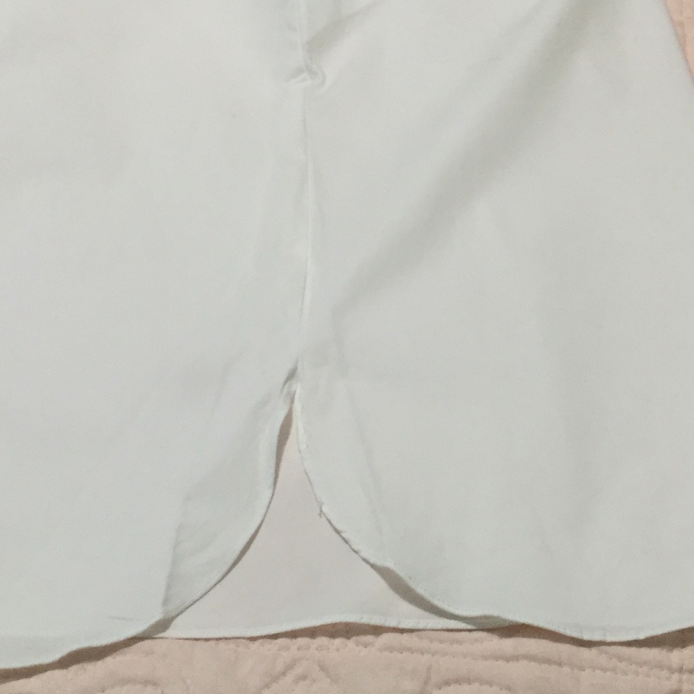 Tahari - White Sleeveless Blouse - Picture 5 of 8
